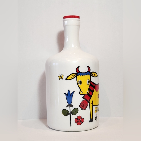 Vintage Milk Glass milk jar/ jug - Picture 2 of 8